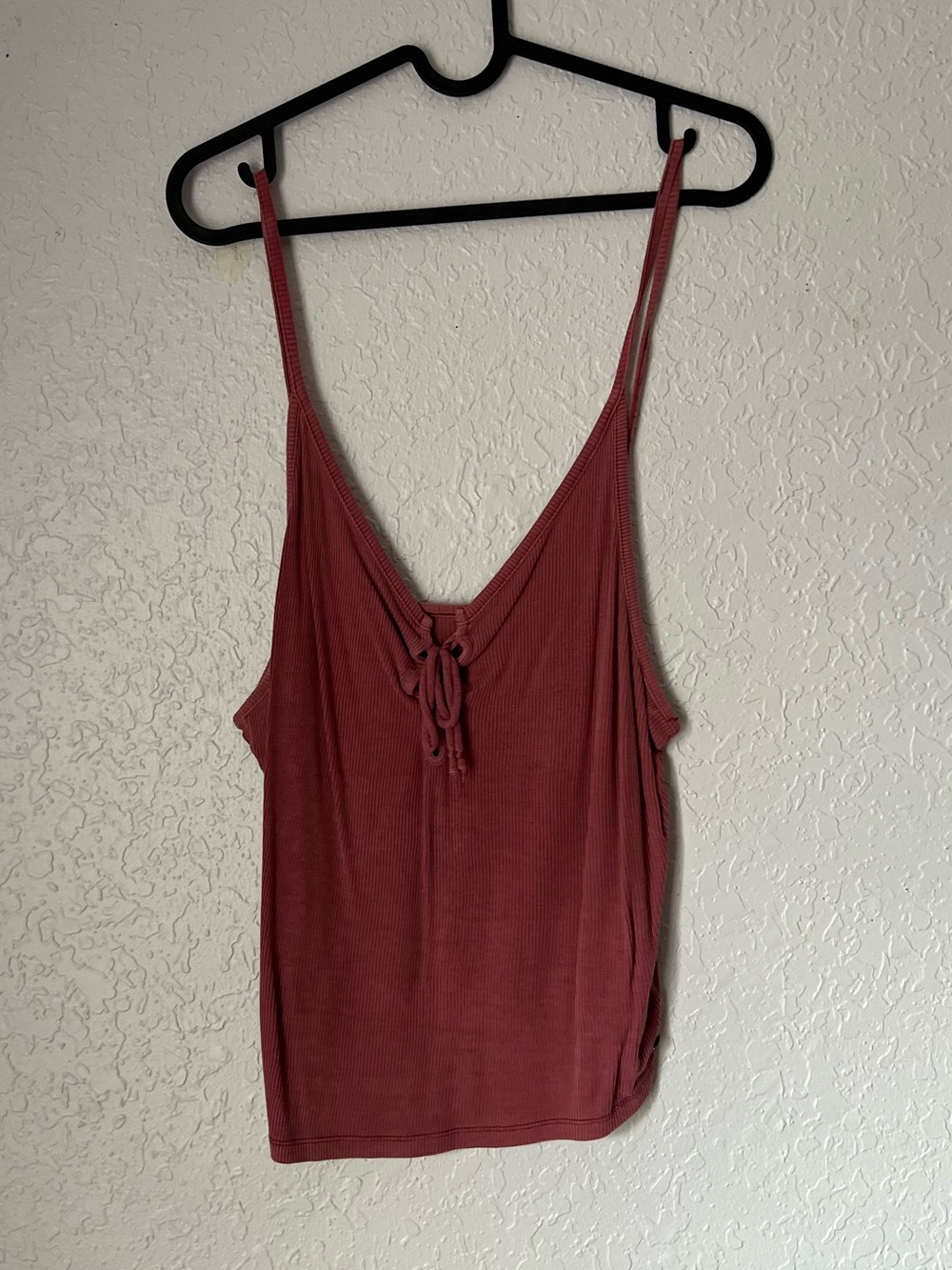 American Eagle Outfitters Ribbed Tie-Front Cami - Rusty Rose